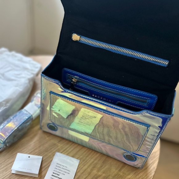 22 Gemini Collective - The Jelly Gloss Crossbody in Holographic Cosmic Dream - Picture 7 of 15